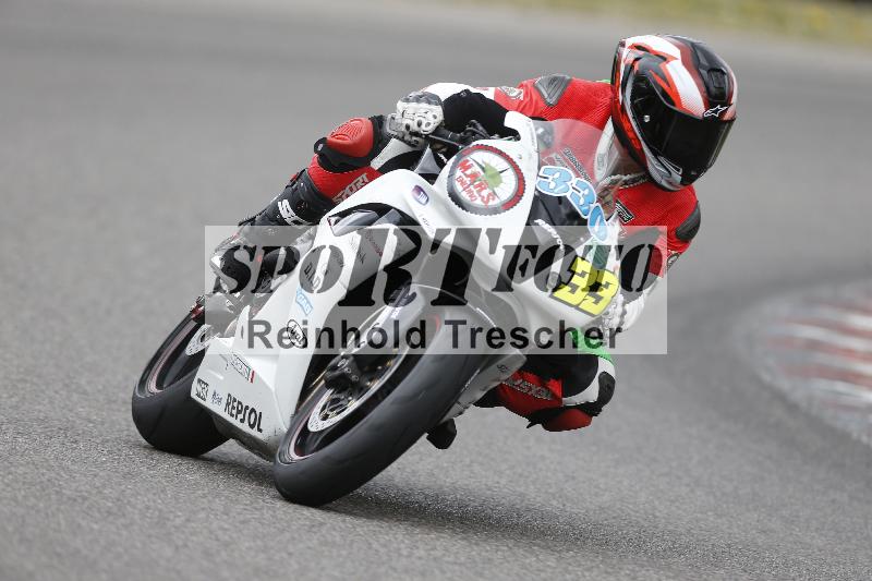 /Archiv-2025/04 13.04.2025 Get Faster Caremotion ADR/Gruppe gruen/330